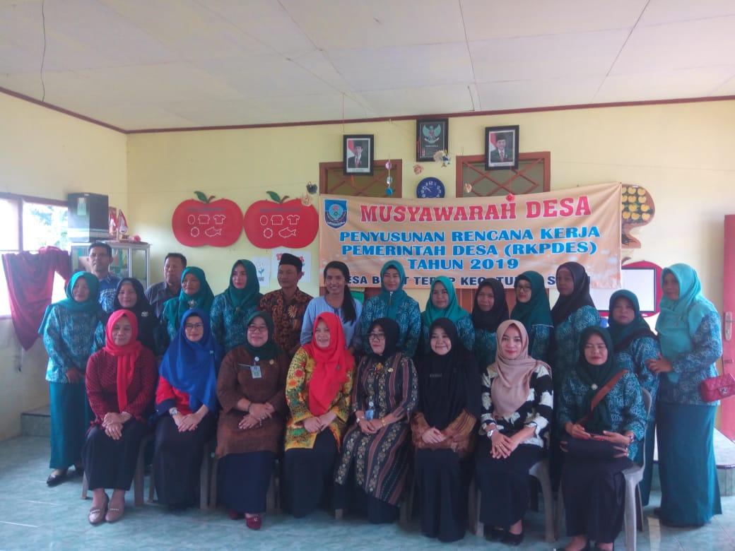 Tim DP3ACSKB Lakukan Penilaian Kampung KB Cikar Desa Terap