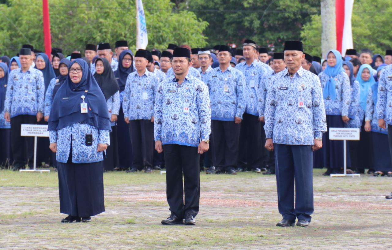 Upacara Peringatan HUT KORPRI ke-47, Susanti Emban Tugas Mengucapkan Pembukaan UUD 1945