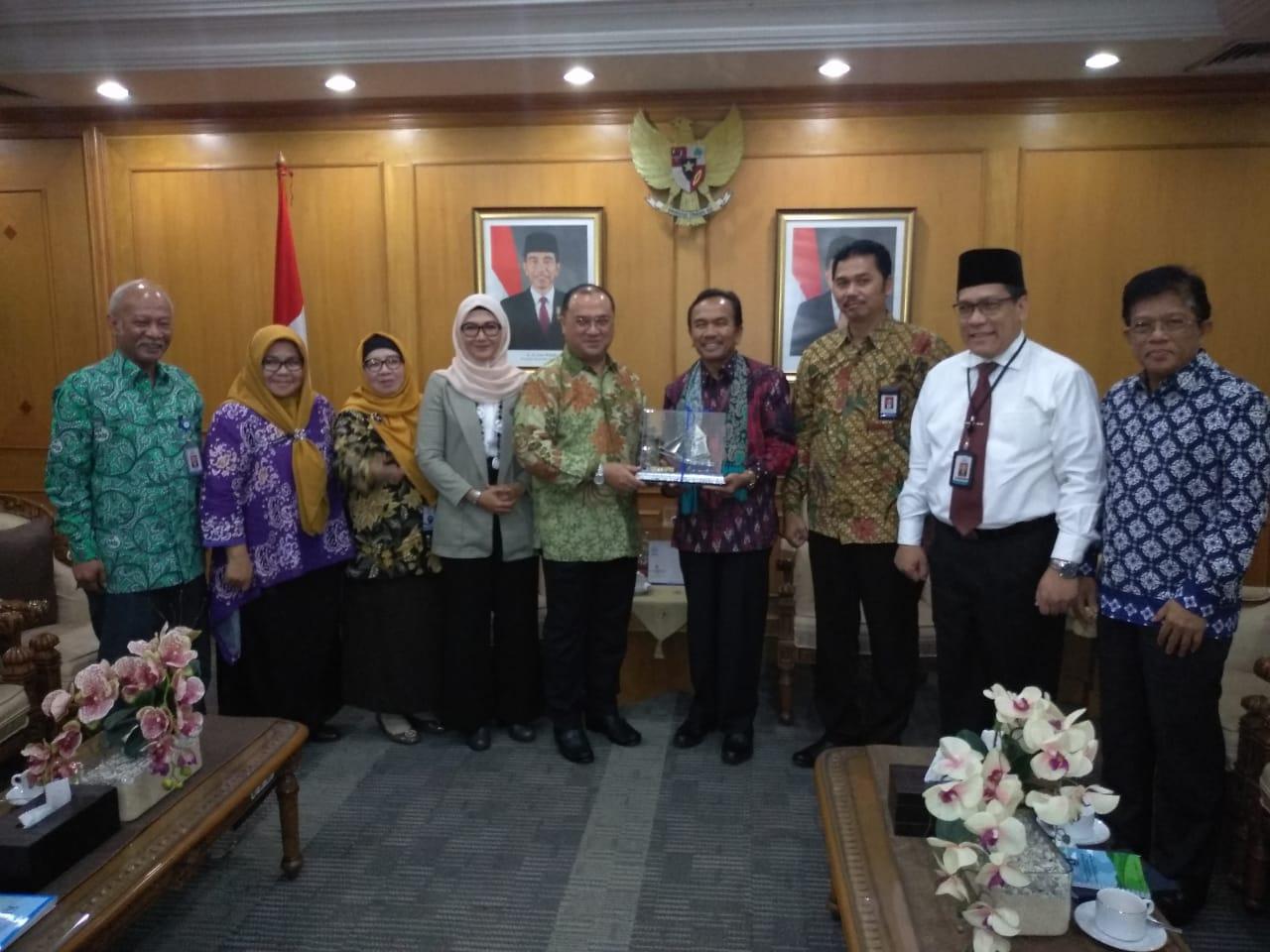 Audiensi Gubernur Babel& BKKBN Pusat, Bahas Program KKBPK