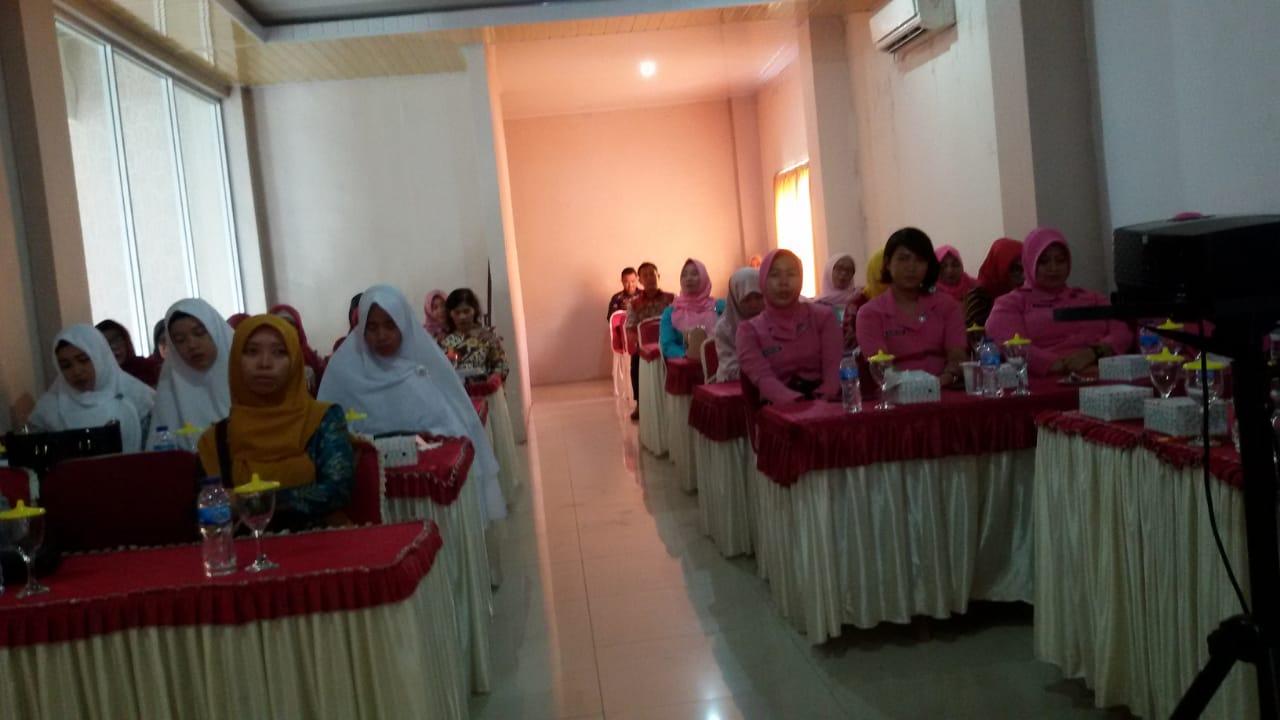 Tingkatkan Peran Organisasi Perempuan,  DP3ACSKB Lakukan Pembinaan