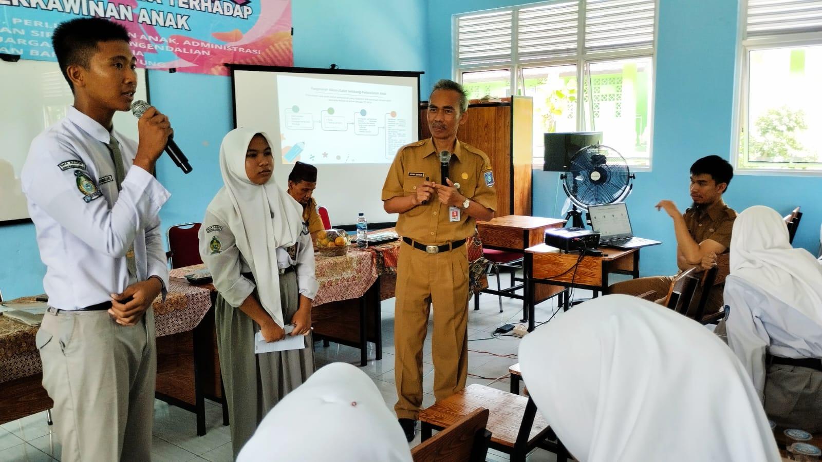 Pertanyaan Menikah Muda Dijawab Tidak Secara Serentak, Asyraf Berikan Sarannya