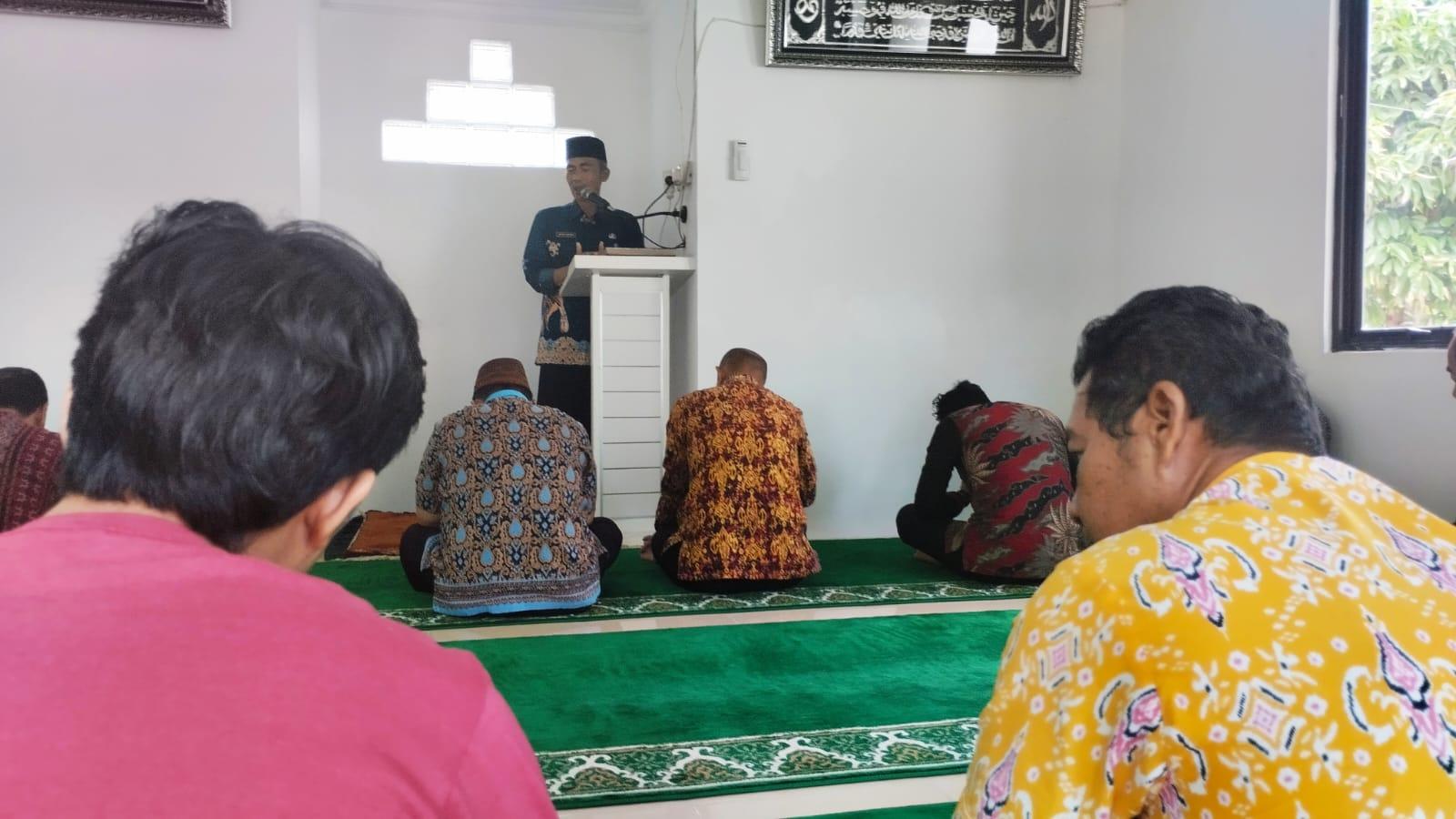 Menutup Kultum Ramadan, Asyraf Ingatkan Agar Mambayar Zakat Fitrah 