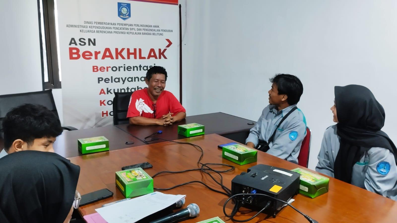 Audiensi Mahasiswa UBB, Indrawadi: Dinas Berkomitmen Beri Pendampingan Korban Kekerasan 