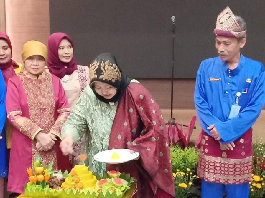 Peringatan Hari Ibu, Pj. Gubernur:  Perempuan Punya Kesempatan Sama 